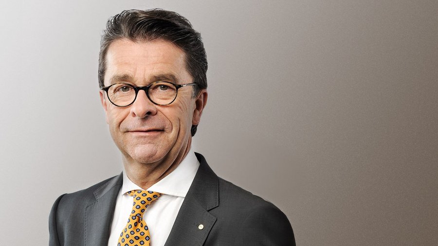 Porträt von Michael Johnigk, Vorsitzender des Aufsichtsrats der OVB Holding AG
